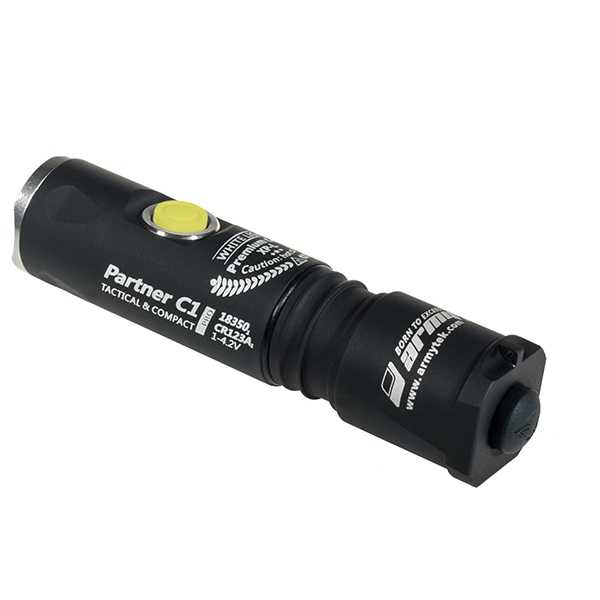 Фонарь Armytek Partner C1 Pro v3 теплый свет