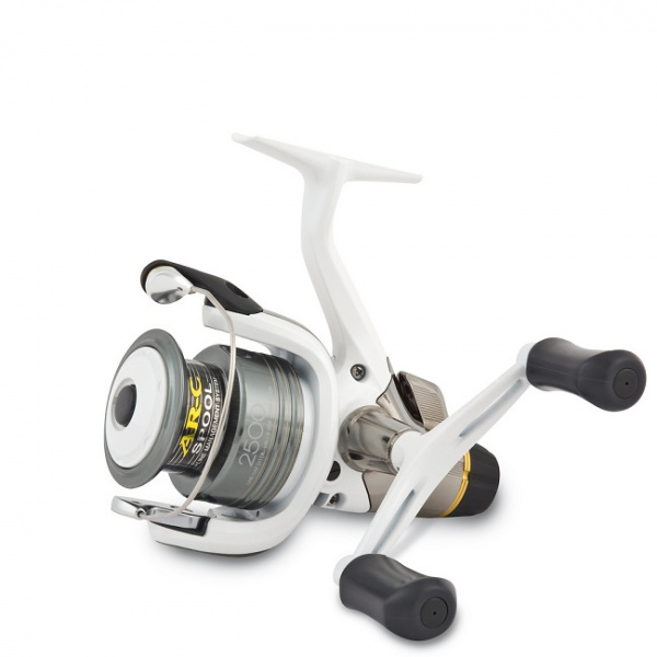 Катушка SHIMANO Stradic (2500 FK)